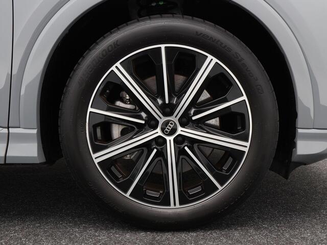 Audi Q4 e-tron 45 S-line 82 kWh 286 Pk | Head Up | Stoelverwarming | Adaptive Cruise | Memorie | Trekhaak | CarPlay | 20 Inch | 34.962 Km !!