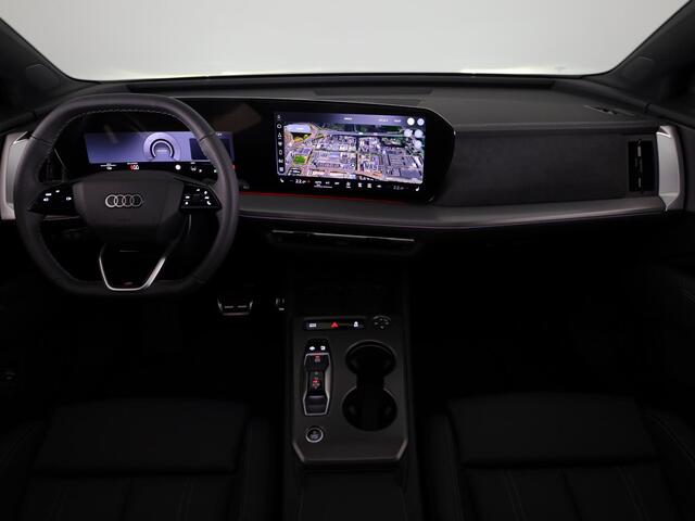 Audi Q4 e-tron S edition 82 kWh 286 pk | Glazen panoramadak | Techniekpakket plus | Trekhaak | S line leder zwart |