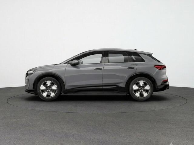 Audi Q4 e-tron Advanced edition 82 kWh 286 pk | Techniekpakket plus | Privacy glas (donker getint) | Glazen panoramadak | Trekhaak |