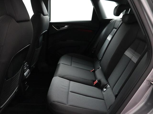 Audi Q4 e-tron 40 Advanced edition 77 kWh SoH 93.1% | Panoramadak | Trekhaak | ACC!
