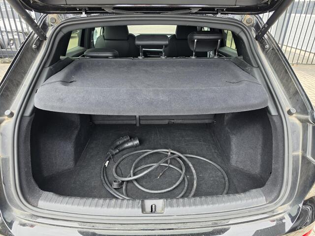 Audi Q4 e-tron 40 S edition 77 kWh | 94% SoH | S-Line | Matrix LED | Dynamic Pakket | Stoelverwarming | Lichtmetalen velgen 20"