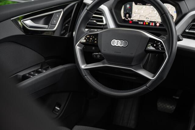 Audi Q4 e-tron 40 S edition 77 kWh 204pk | Camera | ACC