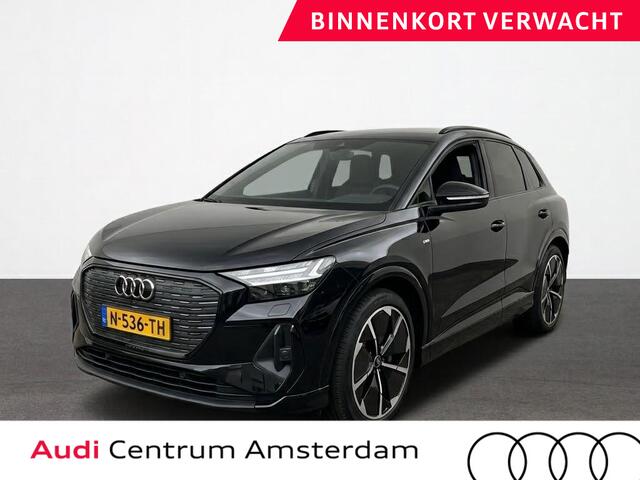 Audi Q4 e-tron 50 quattro S edition 77 kWh Lederen bekleding | 21 inch lichtmetalen velgen | Parkeercamera | Navigatie