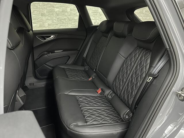 Audi Q4 e-tron 40 204PK 77 kWh | #RS-Leder | Uniek-Interieur | ACC | Sportstoelen | Getint Glas | MMI+ | Dynamic-Pakket | Stoelverwarming | Zwarte Hemelbekleding | LED | Lane Assist |