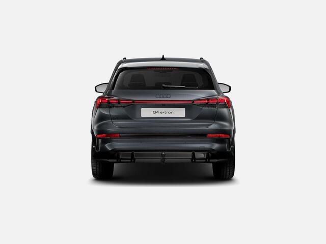 Audi Q4 e-tron S edition performance 82 kWh 286 PK · Tech plus · Trekhaak elek. wegklapbaar · MMI Bijrijdersdisplay