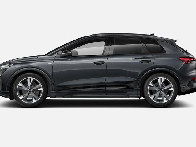 Audi Q4 e-tron S edition performance 82 kWh 286 PK · Tech plus · Trekhaak elek. wegklapbaar · MMI Bijrijdersdisplay