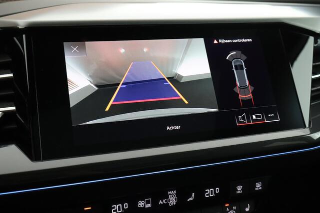 Audi Q4 e-tron 40 Launch edition S Competition 204pk 77 kWh Trekhaak Camera Leder Keyless Stoelverwarming ACC Panoramadak 2x S-Line