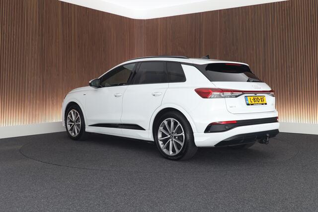 Audi Q4 e-tron 40 Launch edition S Competition 204pk 77 kWh Trekhaak Camera Leder Keyless Stoelverwarming ACC Panoramadak 2x S-Line
