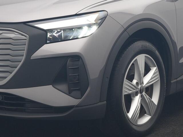 Audi Q4 e-tron 40 Advanced edition 77 kWh 204pk Dealer O.H. | Panodak | Adaptive Cruise | Camera | Apple Carplay | Navigatie | DAB | Virtual Cockpit | 19"L.M | Draadloze Telefoonlader |