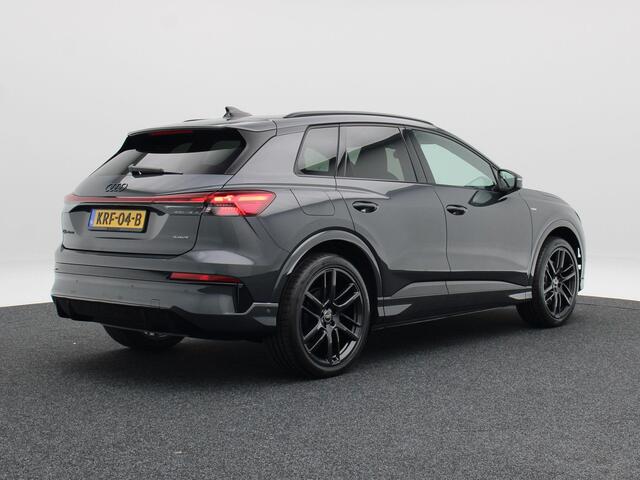 Audi Q4 e-tron S edition | quattro performance | 82 kWh | 21 inch velgen | Privacyglas | MMI bijrijdersscherm | Elektr. stoelen met geheugen | Head up display |
