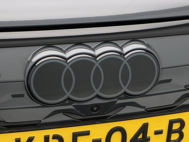 Audi Q4 e-tron S edition | quattro performance | 82 kWh | 21 inch velgen | Privacyglas | MMI bijrijdersscherm | Elektr. stoelen met geheugen | Head up display |