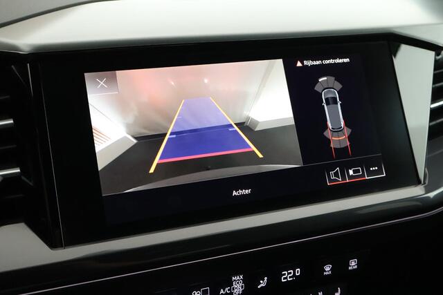 Audi Q4 e-tron 50 299pk quattro S edition 77 kWh SOH 90% Trekhaak Camera Leder Memory Navigatie 2x S-Line