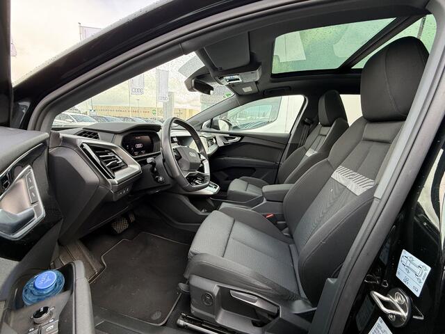 Audi Q4 e-tron 35 170PK Launch edition Advanced Plus 55 kWh / Panoramadak / Zwenkbare Trekhaak / Warmtepomp / Achteruitrijcamera / Matrix LED / Stoelverwarming