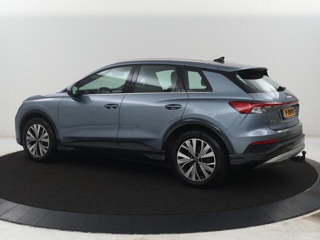 Audi Q4 e-tron 40 Advanced edition 77 kWh | SOH 93,3% | Adaptive cruise | Stoelverwarming | Navigatie | Carplay | Climate control | Camera | Park assist | Trekhaak | 19" velgen