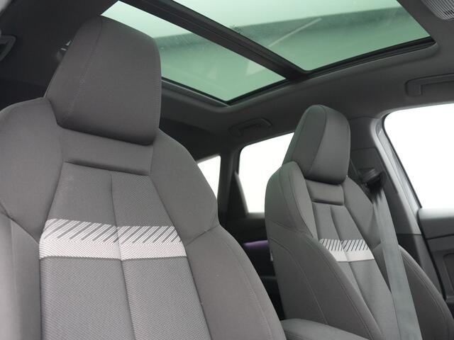 Audi Q4 e-tron 35 Advanced edition 55 kWh 170pk Dealer O.H. | SOH 91.9% | Panodak | Adaptive Cruise | Camera | Sonos Audio | Matrix LED | Sportstoelen Verwarmd | Apple Carplay | Sfeerverlichting | DAB | Virtual | 19"L.M |