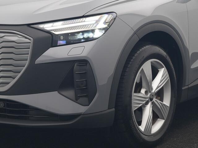 Audi Q4 e-tron 35 Advanced edition 55 kWh 170pk Dealer O.H. | SOH 91.9% | Panodak | Adaptive Cruise | Camera | Sonos Audio | Matrix LED | Sportstoelen Verwarmd | Apple Carplay | Sfeerverlichting | DAB | Virtual | 19"L.M |