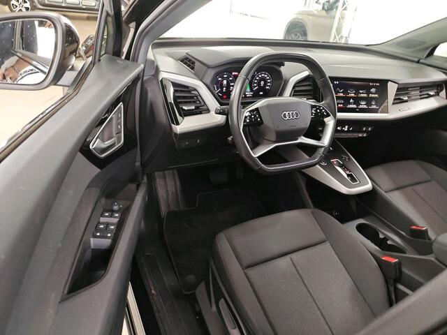Audi Q4 e-tron 40 Launch edition 77 kWh / 20"LMV / APP.Connect / Sportonderstel