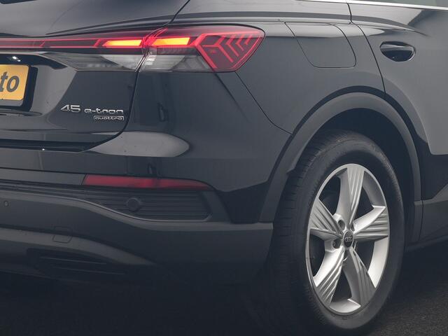 Audi Q4 e-tron 45 Quattro Edition 77 kWh 265pk Dealer O.H. | Panoramadak | Sonos Audio | Navigatie Ful Map | Virtual Cockpit | DAB | 19"L.M |