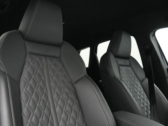 Audi Q4 e-tron 40 S edition 82 kWh 204pk Dealer O.H. | Adaptive Cruise | Head Up | Camera | Lederen Sportstoelen Memory & Verwarmd | Blis | Keyless | Matrix LED | Apple Carplay | Navigatie | DAB | 19"L.M |