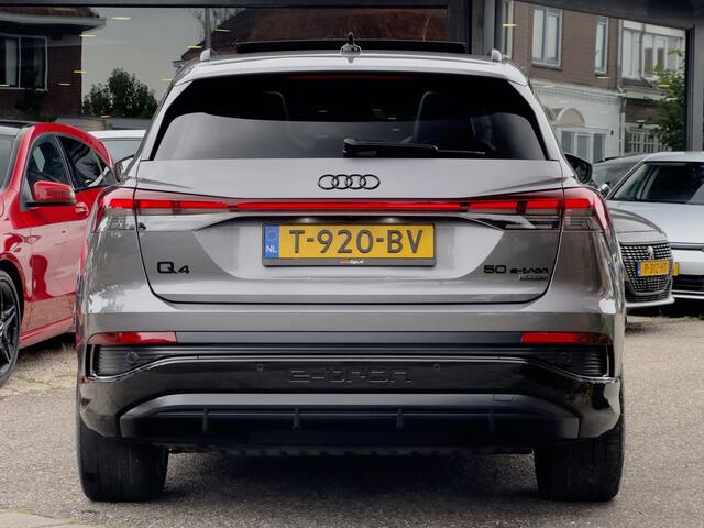 Audi Q4 e-tron 50 QUATTRO 3X S-LINE COMPETITION-EDITION 77 KWH/300PK SOH 92.47% LEDER PANODAK NAVI CAMERA DIGI-DASH APPLE-CARPLAY LED 20INCHE