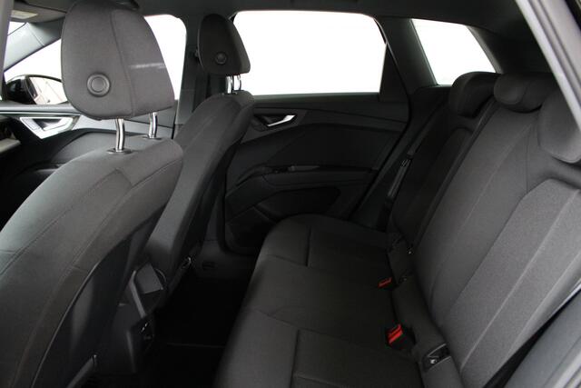 Audi Q4 e-tron 40 Edition 77 kWh Apple Carplay | Android auto | Cruise control | Parkeersensoren |