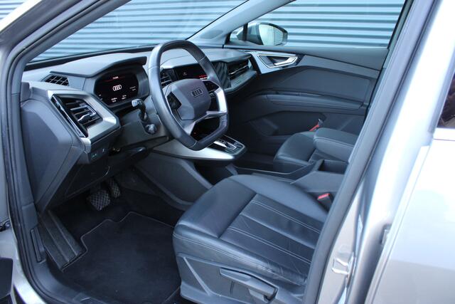 Audi Q4 e-tron 40 Launch edition 77 kWh Vol-Leder CarPlay 21 Inch Stoelverwarming