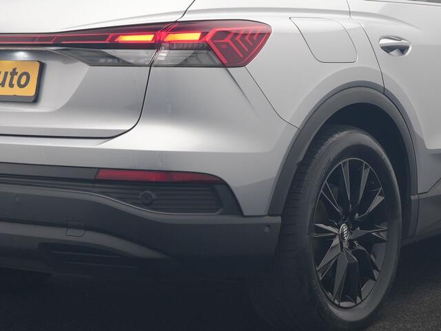 Audi Q4 e-tron 40 Advanced edition 77 kWh 204pk Dealer O.H | Trekhaak Af Fabriek | Adaptive Cruise | Camera | Sportstoelen | Stuur Verwarmd | Navigatie | DAB | Virtual Cockpit | 19"L.M |