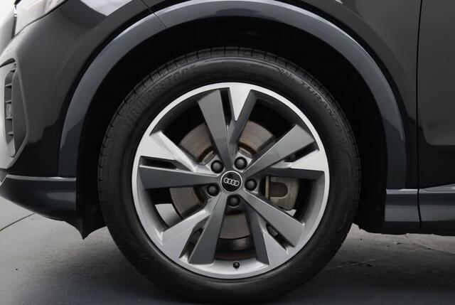 Audi Q4 e-tron 40 Advanced edition 204PK 77kWh Matrix | HUD | Stoelverwarming | ACC | 20"LM