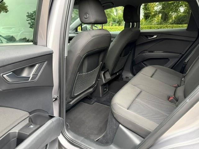 Audi Q4 e-tron 40 Launch Edition Advanced 77kWh SOH 93,7% Trekhaak/Camera/Fabrieksgarantie