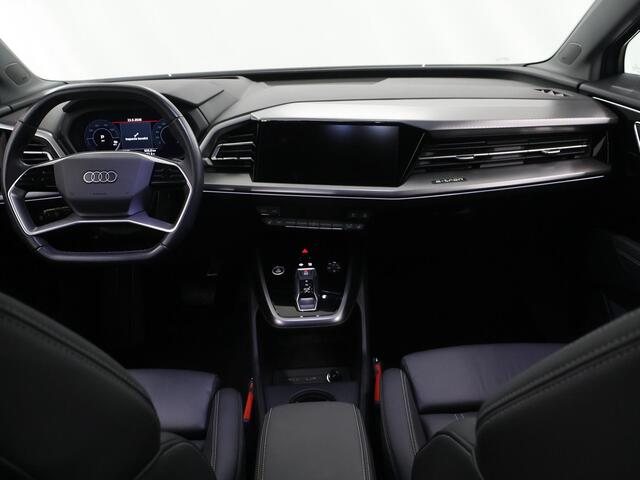 Audi Q4 e-tron 50 quattro Launch edition Advanced Plus 77 kWh | SOH 93% | Sportstoelen | HUD | Virtual CockPit | Ele.verstelbare stoelen + Geheugen | Camera | DAB | Apple CarPlay/Android Auto | Stoelverwarming | Adaptieve Cruise Control | SONOS Audio | Ele.kofferdeksel | Trekhaak |