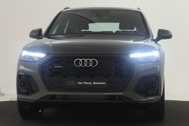 Audi Q5 50 TFSI e S edition Competition Luchtvering Trekhaak Panodak B&O ACC