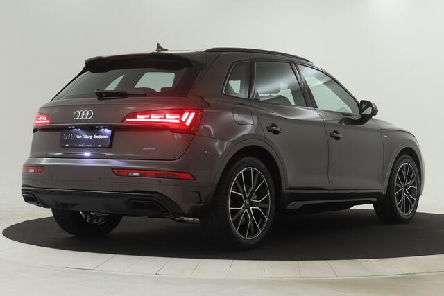 Audi Q5 50 TFSI e S edition Competition Luchtvering Trekhaak Panodak B&O ACC