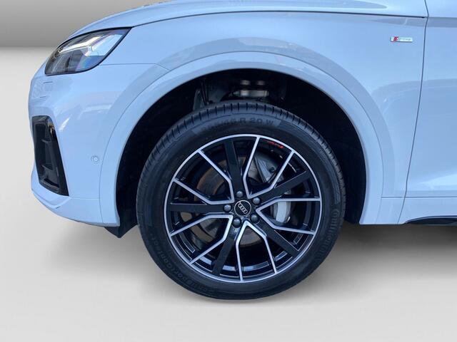 Audi Q5 55 TFSI e S Edition Competition ACC Panoramadak Trekhaak
