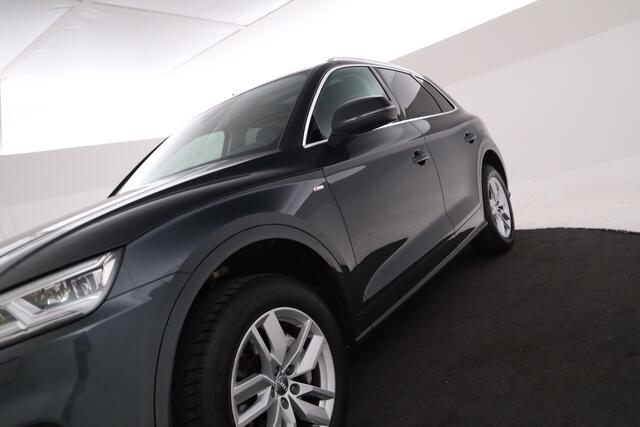 Audi Q5 55 TFSI e quattro Competition Panorama schuif/kantel, Stoelverwarming, Leer, Trekhaak,