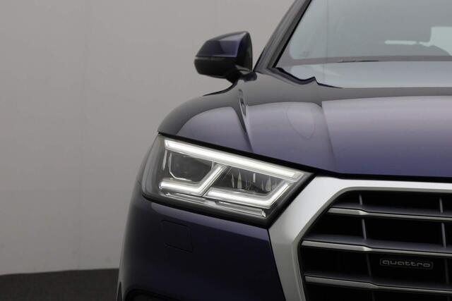 Audi Q5 2.0 TFSI 252PK S-tronic quattro Sport S Line Edition | Navi | Parkeersensoren voor/achter | Sportonderstel | Apple Carplay / Android Auto