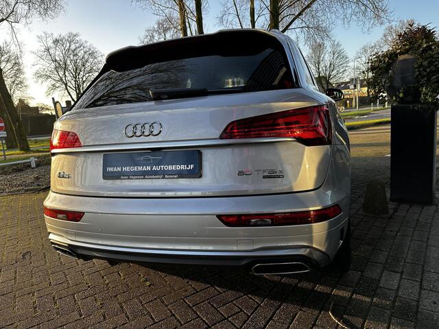 Audi Q5 50 TFSI e quattro S edition | Navigatie | Panodak | Trekhaak | ECC | PDC + Camera | LM Velgen | Cruise Control