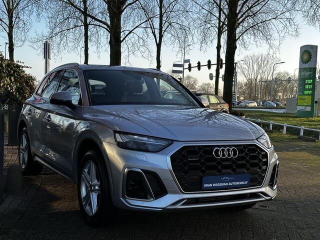 Audi Q5 50 TFSI e quattro S edition | Navigatie | Panodak | Trekhaak | ECC | PDC + Camera | LM Velgen | Cruise Control