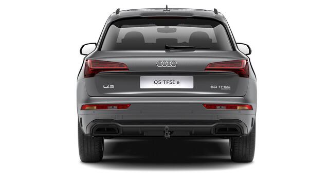Audi Q5 50 TFSI e S edition Trekhaak - Panoramadak - Comfort Sportstoelen - Elektrisch verstelbare/verwarmde bestuurdersstoel - Assistentiepakket City/Tour - Automatische Achterklep - Achteruitrijcamera -