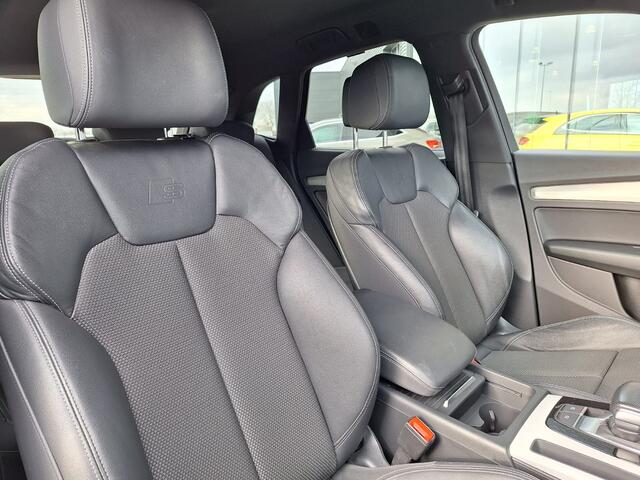 Audi Q5 50 TFSI e quattro S-Line Plug In Hybrid Daytona Grijs PHEV | Carplay | Trekhaak af Fabriek | Adaptive Cruise | Camera | Virtual | Head-up Display | Keyless |