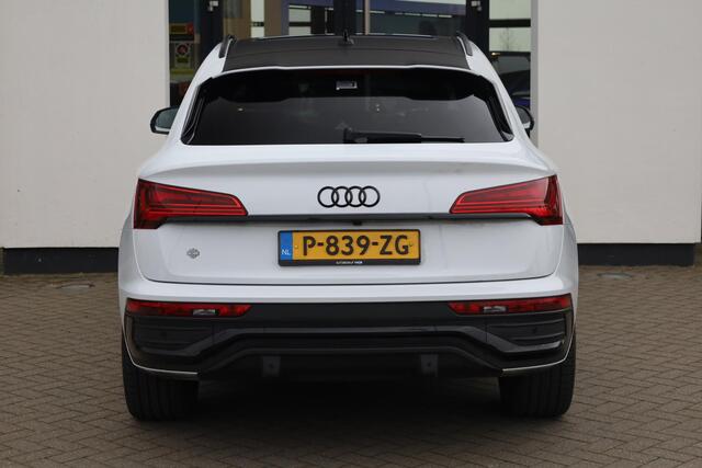 Audi Q5 Sportback 50 TFSI e S edition 299PK / 220kW 7 versn. DSG, Wegklapbare trekhaak, panoramadak, S-Line in- en exterieur, LED Matrix, sportstoelen met verlengbare zitting en elektrisch verstelbare lendesteun, voorstoelen verwarmbaar, 3-zone climatronic, achte