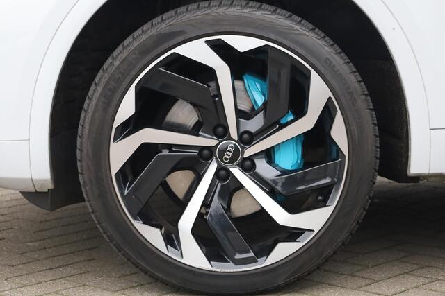 Audi Q5 Sportback 50 TFSI e S edition 299PK / 220kW 7 versn. DSG, Wegklapbare trekhaak, panoramadak, S-Line in- en exterieur, LED Matrix, sportstoelen met verlengbare zitting en elektrisch verstelbare lendesteun, voorstoelen verwarmbaar, 3-zone climatronic, achte