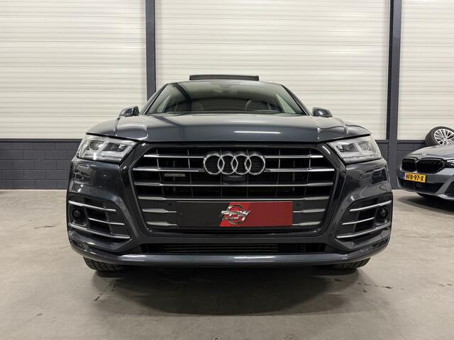 Audi Q5 55 TFSI e quattro 367PK S-Line PANO/LUCHTVERING/HEAD-UP/20"/MASSAGE+MEMORY/ACC/SFEER/CARPLAY/STANDKACHEL/DAB/PRIVACY/ELECTR.TREKHAAK/MANHATTAN-GRAU