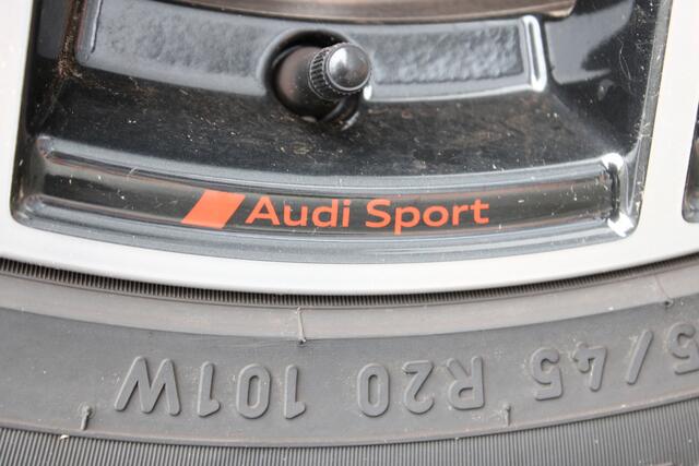 Audi Q5 50 TFSI e S edition Quattro S Tronic facelift S Line Panoramadak, Trekhaak, ACC, Matrix Led, etc