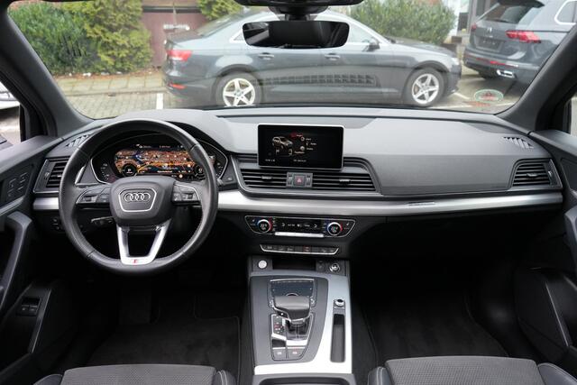 Audi Q5 50 TFSI e S Edition | LUCHTVERING | PANO | TREKHAAK | VIRTUAL | S-LINE