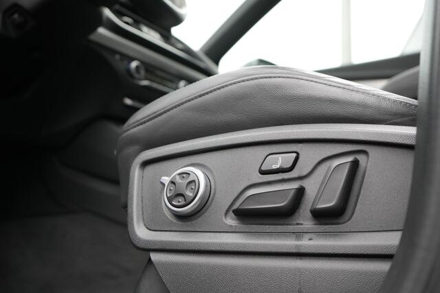 Audi Q5 50 TFSI e S Edition | LUCHTVERING | PANO | TREKHAAK | VIRTUAL | S-LINE