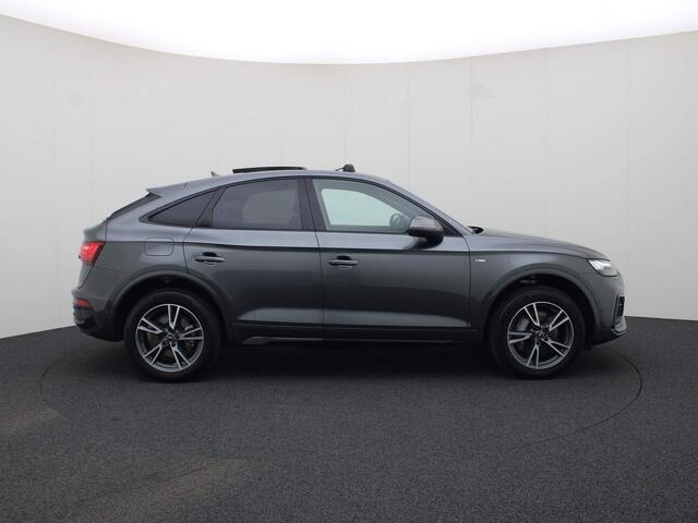 Audi Q5 Sportback 50 TFSIe 220kW/300PK S Line · Panoramadak · Areavieuw · Leder/stof · Garantie tot april 2026