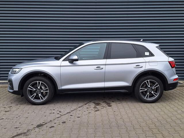 Audi Q5 50 TFSI e Quattro S-Line Plug in Hybrid Facelift Model PHEV | Adaptive Cruise | Trekhaak af Fabriek | Camera | Virtual | Carplay | LED | Stoelverwarming | Navigatie |
