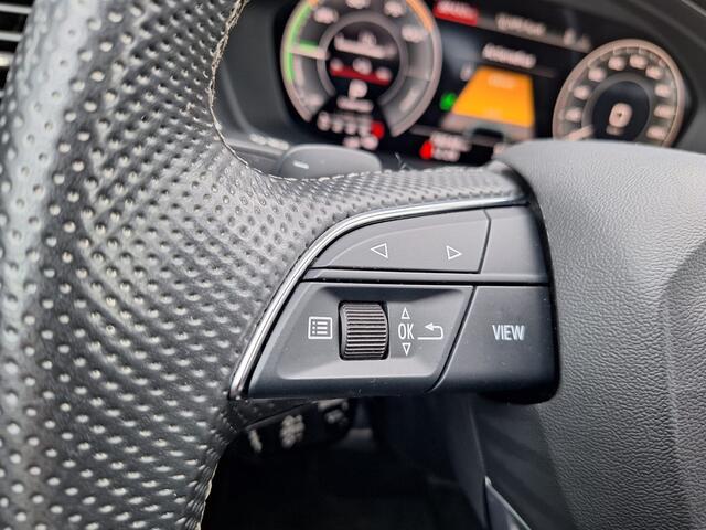 Audi Q5 50 TFSI e Quattro S-Line Plug in Hybrid Facelift Model PHEV | Adaptive Cruise | Trekhaak af Fabriek | Camera | Virtual | Carplay | LED | Stoelverwarming | Navigatie |
