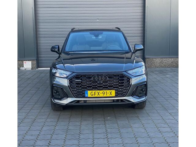 Audi Q5 Sportback 50 TFSIe 299pk S-Line PANO 21" TREKHAAK LEER 7720KM!