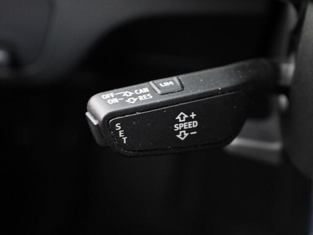 Audi Q5 50 TFSIe 220kW/299PK quattro S Line · Drive select · Trekhaak · Stoelverwarming · Garantie tot december 2025 of 100000km